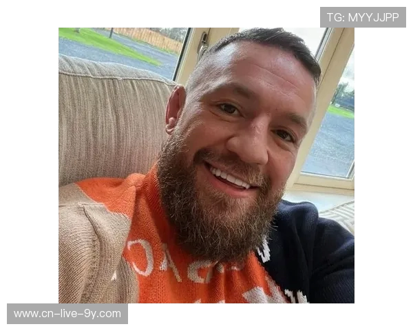 UFC巅峰对决奥尔多与康纳的传奇之战回顾与分析