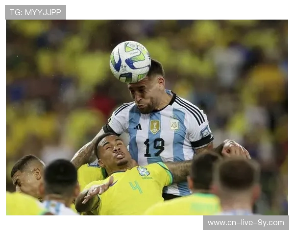 卡拉巴克与谢里夫的激烈对决展现足球魅力与战术智慧的巅峰较量